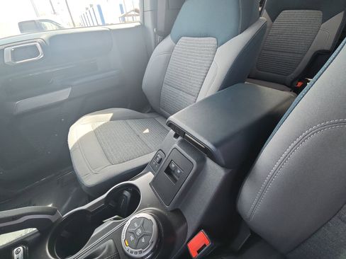 Used 2022 Ford Bronco Outer Banks image 22