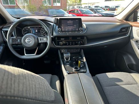 Used 2021 Nissan Rogue S AWD/4WD image 13