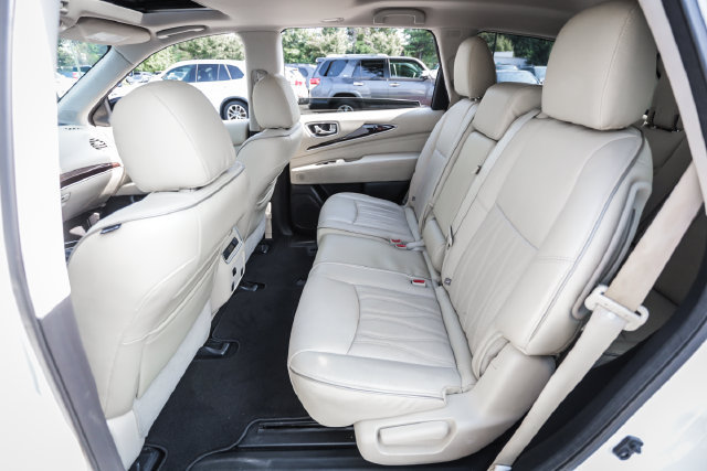 Used 2017 INFINITI QX60 Luxe w/ Deluxe Technology Package AWD/4WD image 53