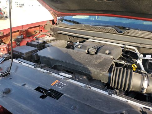 Used 2025 GMC Canyon AT4 w/ Technology Plus Package image 37