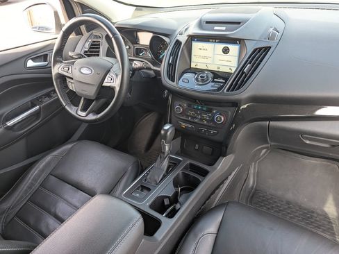 Used 2017 Ford Escape Titanium AWD/4WD image 36