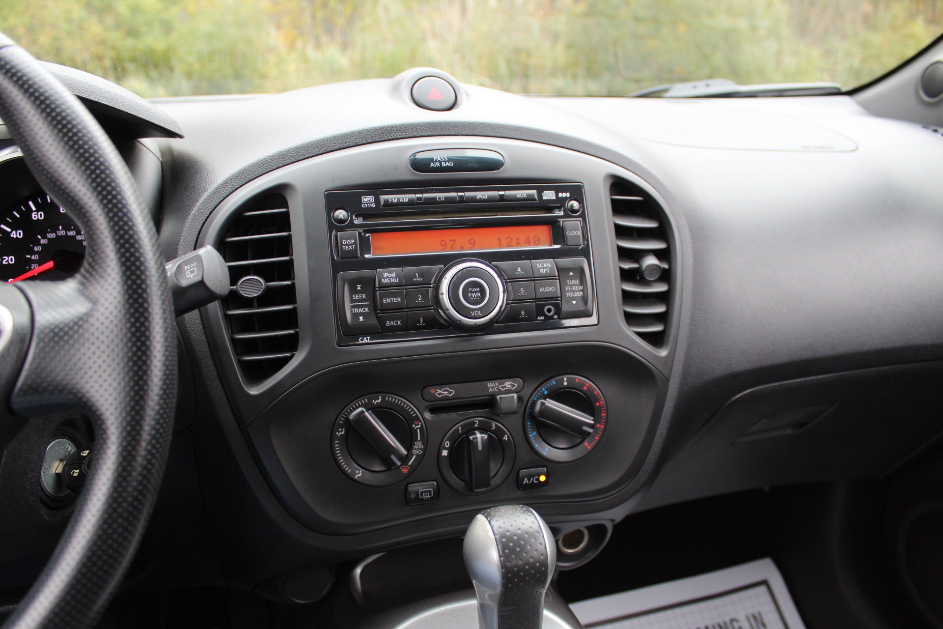 Used 2012 Nissan Juke S AWD/4WD image 24
