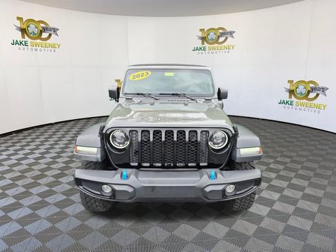 Used 2023 Jeep Wrangler Unlimited w/ Cold Weather Group AWD/4WD image 3