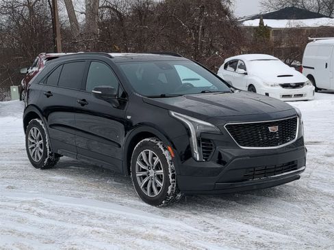 Used 2023 Cadillac XT4 Sport w/ Cold Weather Package image 16