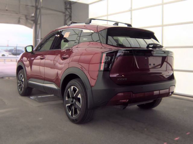 Used 2026 Nissan Kicks SR w/ Cold Weather Package AWD/4WD image 4