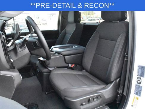 Used 2024 GMC Sierra 3500 SLE w/ SLE Convenience Package image 11