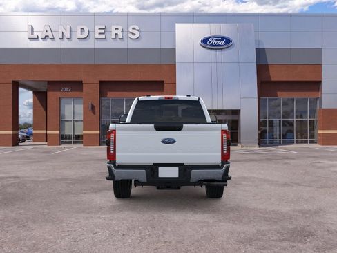New 2026 Ford F250 XLT w/ XLT Premium Package AWD/4WD image 5