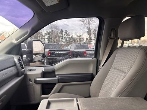 Used 2017 Ford F250 XLT w/ XLT Value Package image 10