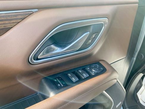 Used 2024 Chevrolet Suburban High Country w/ Max Trailering Package image 22