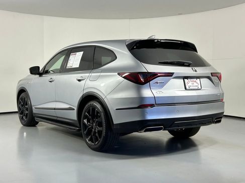 Used 2023 Acura MDX A-Spec image 5