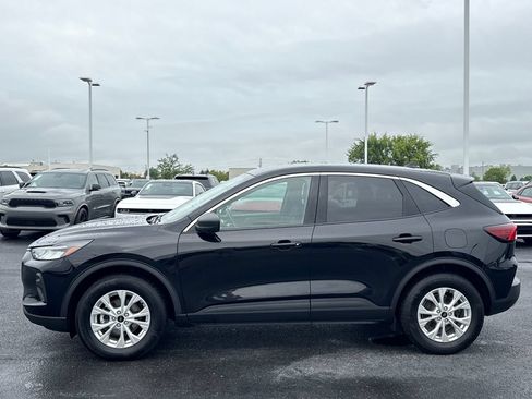 Used 2023 Ford Escape Active AWD/4WD image 6