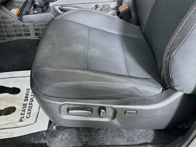 Used 2020 Toyota Tacoma TRD Off-Road AWD/4WD image 18