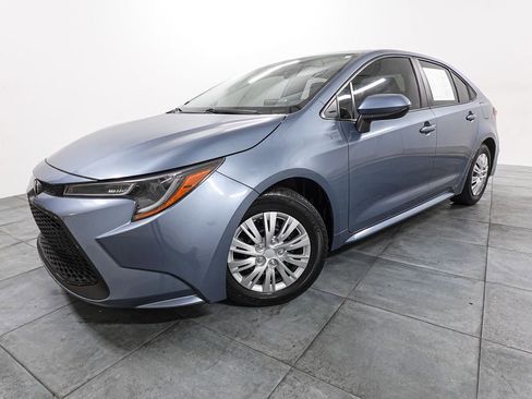 Used 2021 Toyota Corolla L image 3