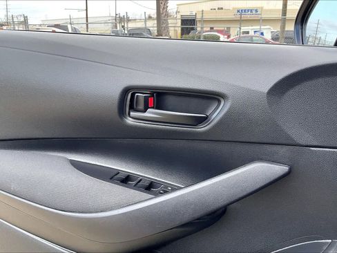 Used 2024 Toyota Corolla LE image 35