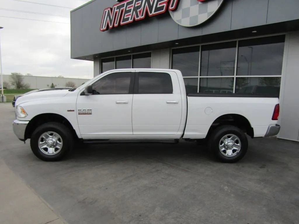 Used 2015 RAM 2500 SLT AWD/4WD image 4