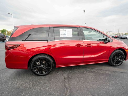 Used 2025 Honda Odyssey Sport-L image 6
