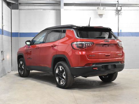 Used 2017 Jeep Compass Trailhawk w/ Leather Interior Group AWD/4WD image 24