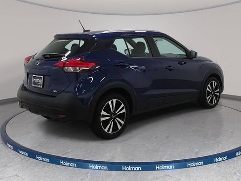 Used 2018 Nissan Kicks SV FWD image 6