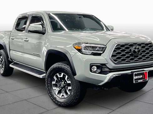 Used 2023 Toyota Tacoma TRD Off-Road image 2