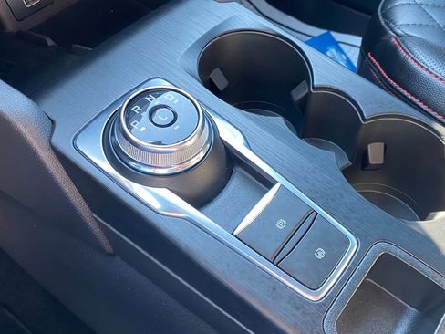 Used 2024 Ford Escape ST-Line Elite w/ Premium Technology Package image 31