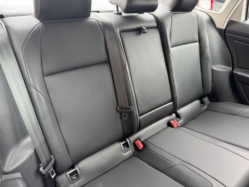 Used 2019 Volkswagen Jetta SE w/ Cold Weather Package image 9