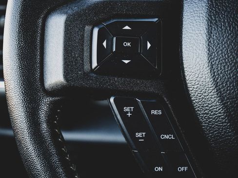 Used 2019 Ford F150 XLT w/ Equipment Group 302A Luxury image 12