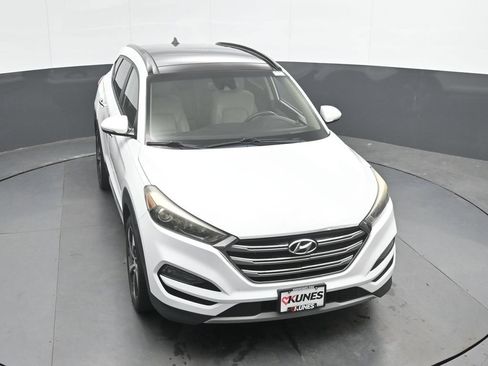 Used 2017 Hyundai Tucson Limited w/ Limited Ultimate Package 03 AWD/4WD image 26