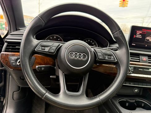 Used 2017 Audi A4 2.0T Premium image 14