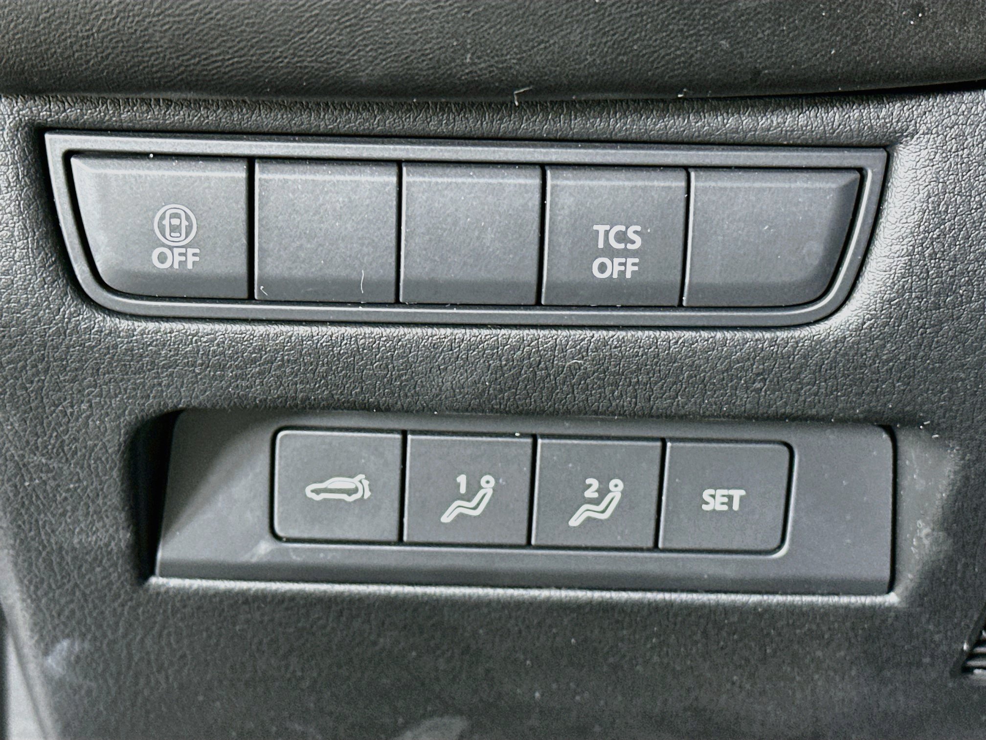 Used 2025 MAZDA CX-50 AWD 2.5 S w/ Premium Plus Pkg image 17