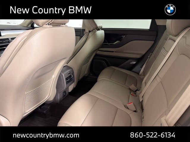 Used 2022 Lincoln Corsair AWD w/ Premium Package image 14