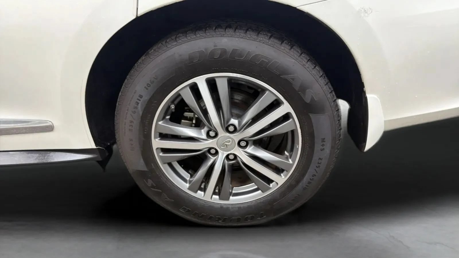Used 2016 INFINITI QX60 Luxe w/ Premium Plus Package AWD/4WD image 28