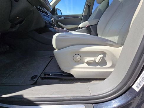 Used 2012 Audi Q5 3.2 Premium Plus w/ Audi MMI Navigation Plus Pkg image 11