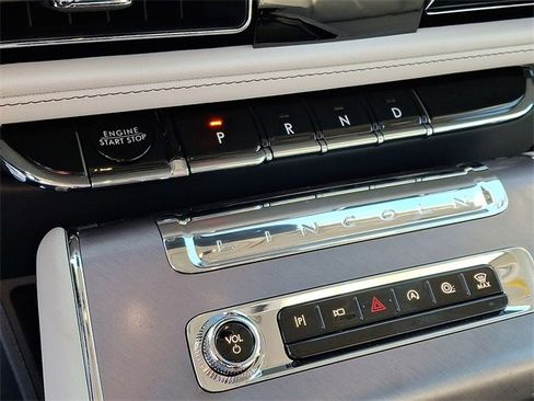 New 2026 Lincoln Aviator Premiere image 7