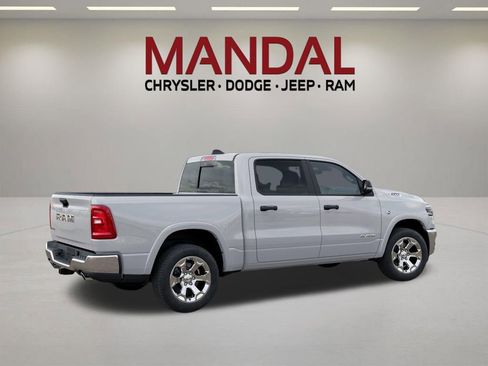 New 2026 RAM 1500 2WD Crew Cab image 4