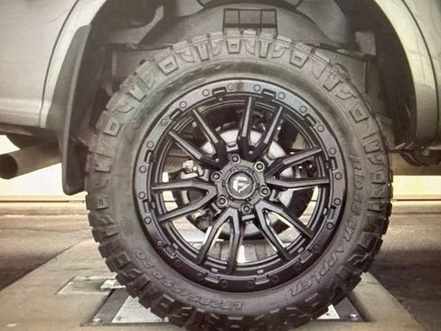 Used 2022 Ford Ranger XLT w/ Equipment Group 301A Mid AWD/4WD image 16