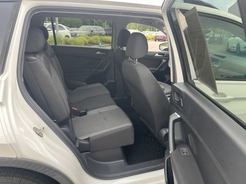 Used 2018 Volkswagen Tiguan S FWD image 29