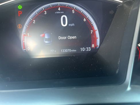 Used 2019 Honda Civic Sport image 5