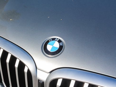 Used 2024 BMW X3 sDrive30i w/ Premium Package image 11