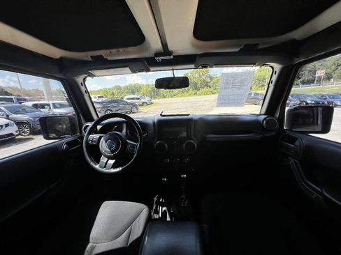 Used 2015 Jeep Wrangler Unlimited Sport w/ Quick Order Package 24S AWD/4WD image 12