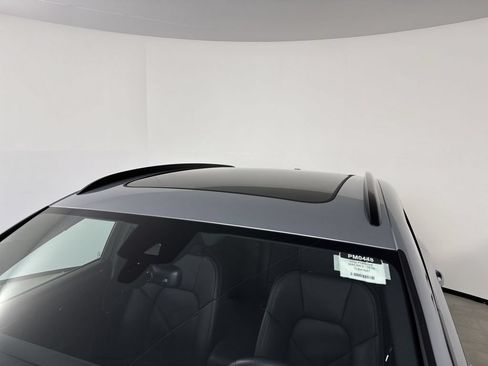 Certified 2026 Porsche Macan S AWD/4WD image 17