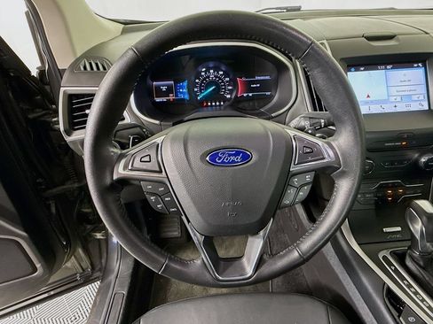 Used 2017 Ford Edge SEL w/ Equipment Group 201A FWD image 11
