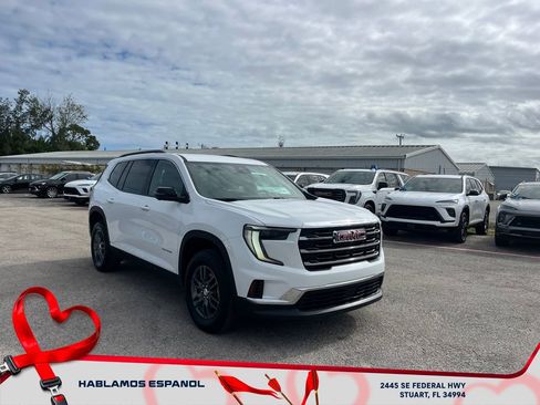 Certified 2025 GMC Acadia Elevation image 2