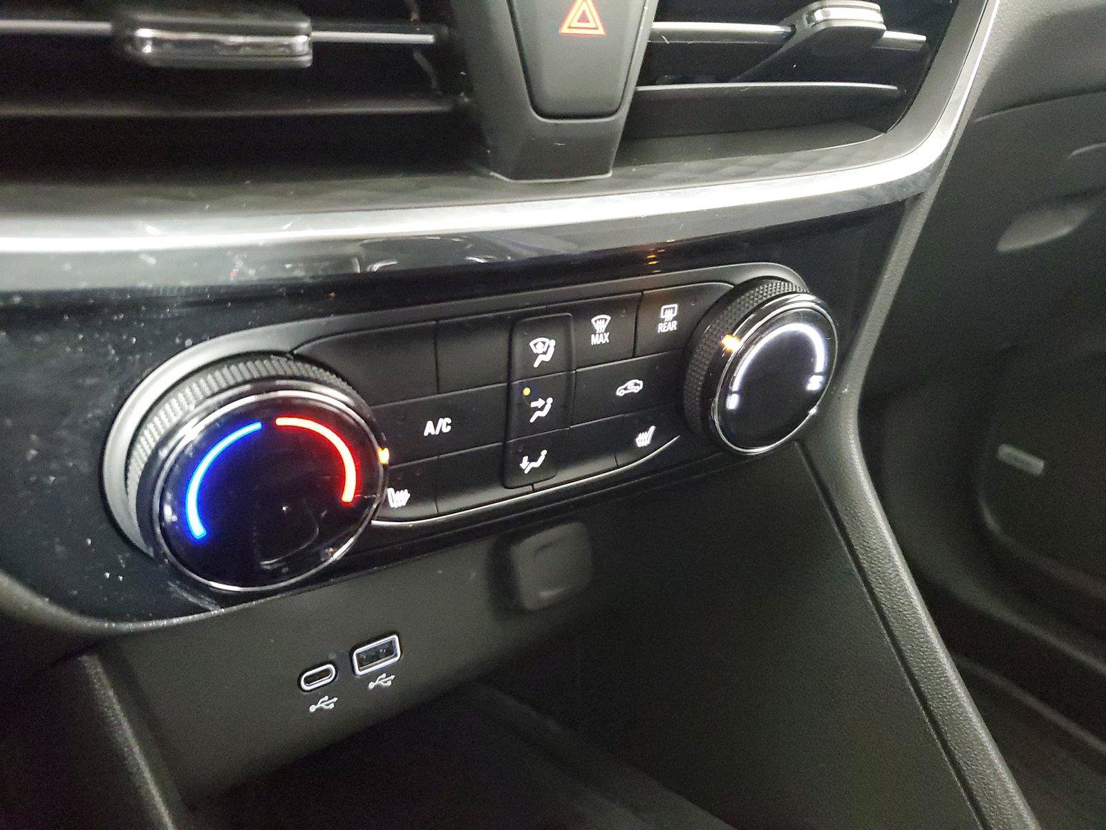Used 2026 Buick Encore GX Sport Touring w/ Advanced Technology Package FWD image 29
