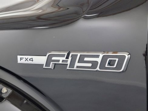 Used 2014 Ford F150 FX4 w/ Equipment Group 402A Luxury image 9