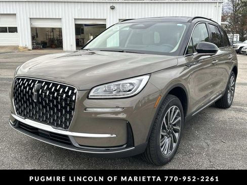 New 2026 Lincoln Corsair Reserve w/ Rear Removable Package Tray image 3