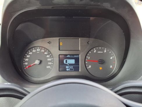 Used 2022 Mercedes-Benz Sprinter 2500 image 24