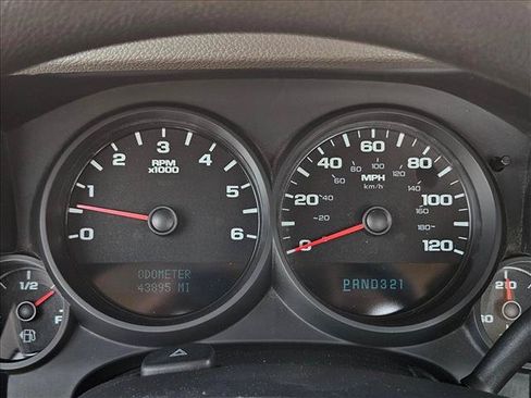 Used 2007 Chevrolet Silverado 1500 W/T RWD image 12