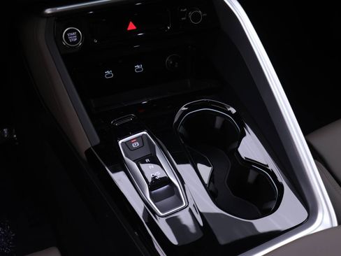 New 2025 Audi Q5 2.0T Premium Plus image 12