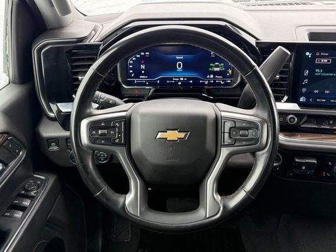 Used 2024 Chevrolet Silverado 3500 LT w/ Convenience Package image 25