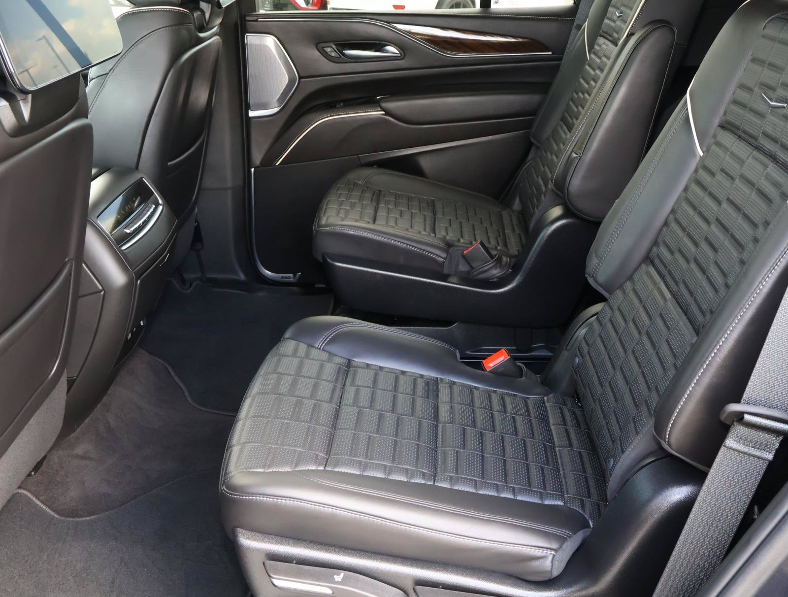 Certified 2024 Cadillac Escalade Sport Platinum AWD/4WD image 25